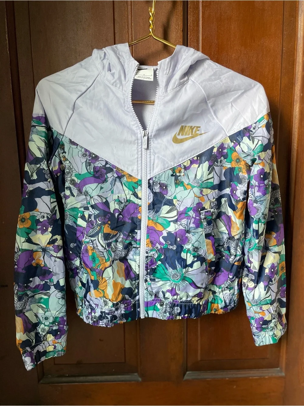 Nike girls large light purple windbreaker jacket